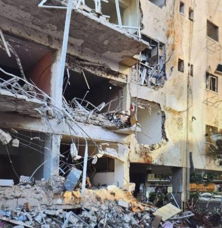 إيران تطلق صواريخ صوب ديمونا وإيلات وإسرائيل تهاجم طهران