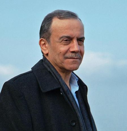 رحيل الفنان اللبناني أحمد قعبور بعد مسيرة فنية حافلة بالعطاء والالتزام