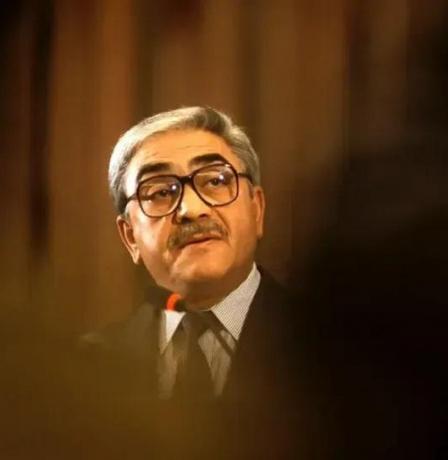 سبب وفاة اليمين زروال 2026: تفاصيل رحيل الرئيس الجزائري الأسبق