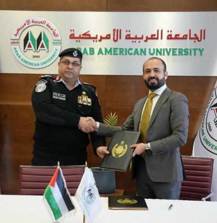 الدفاع المدني والجامعة العربية الأمريكية يوقعان اتفاقية تعاون لتعزيز السلامة العامة