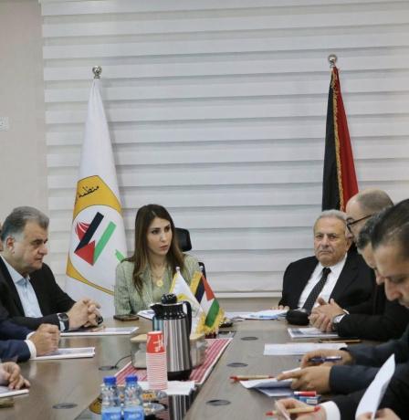 العطاري والقاسم يترأسان اجتماعًا تشاوريًا في منظمة التحرير لمناقشة مسودة الدستور المؤقت لدولة فلسطين