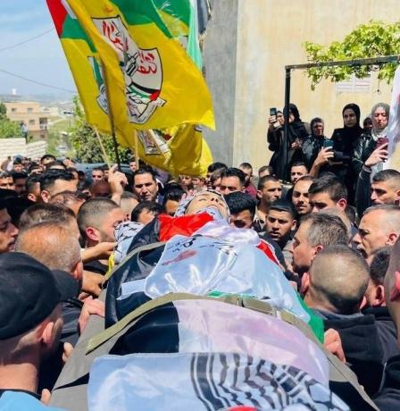 جماهير نابلس تشيع جثمان الشهيد الطفل اشتيه في بلدة تل