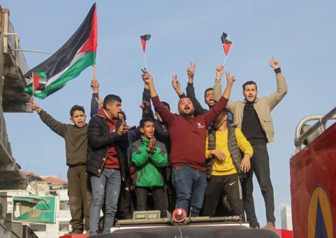خاص | ماذا يعني وقف إطلاق النار لأهالي غزة بعد عامين من الحرب؟