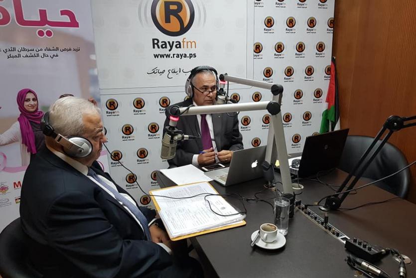 وزير العمل خلال استضافته في برنامج مع الناس