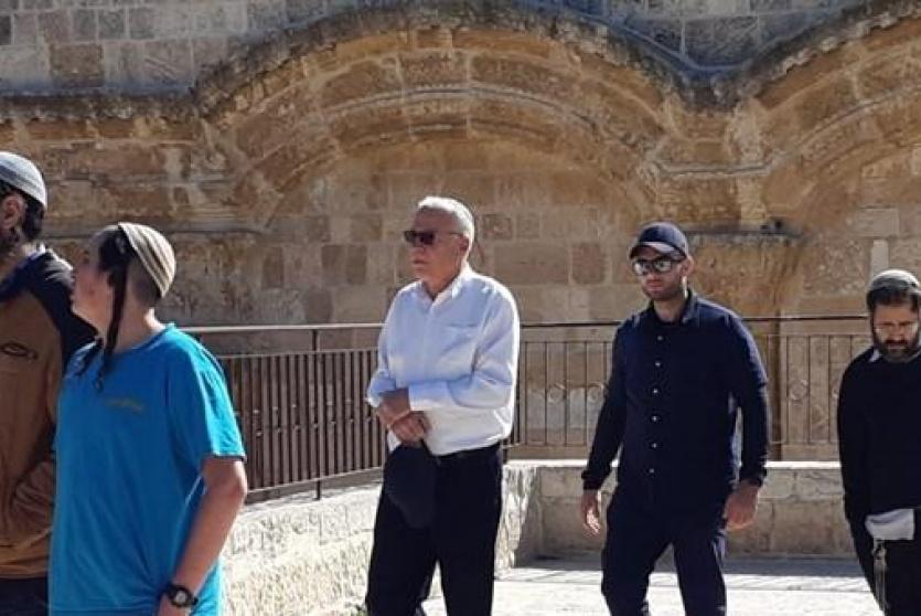  وزير الزراعة الاسرائيلي يقتحم المسجد  الاقصى