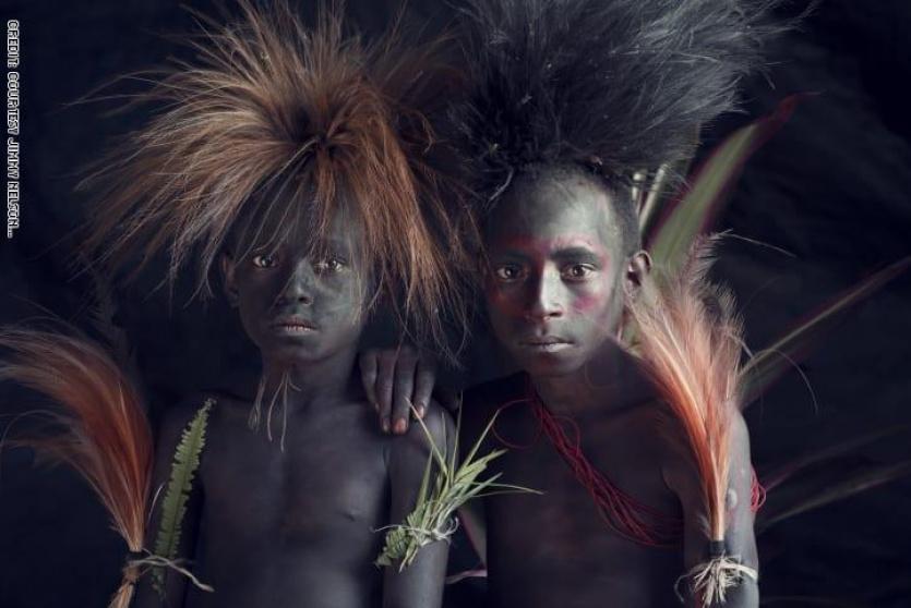 صورة لافراد القبيلة 