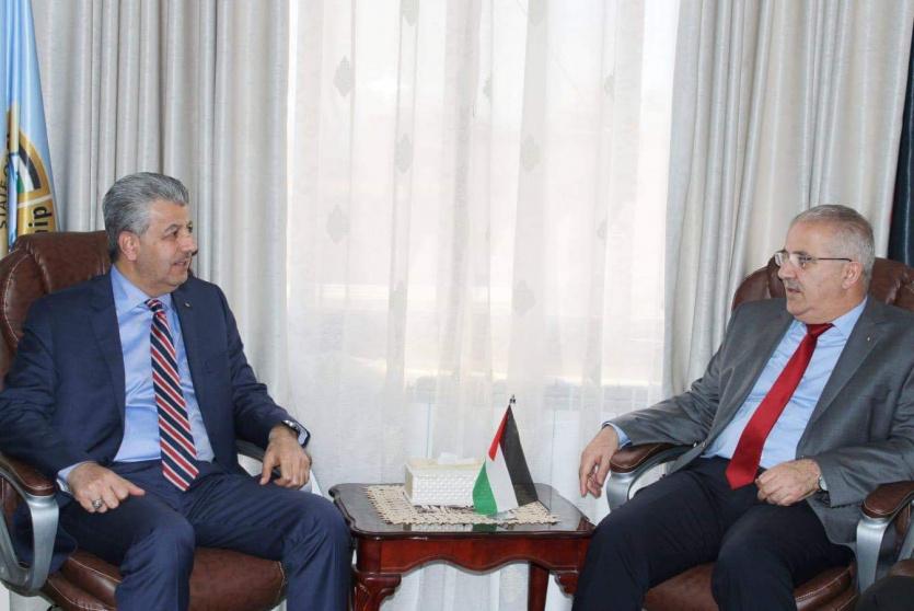 الوزير سالم: مصرون على الإرتقاء بجودة الخدمات المقدمة للمواطن 