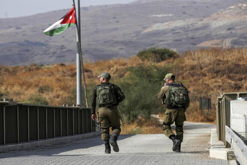 جنود الاحتلال قرب الحدود الاردنية