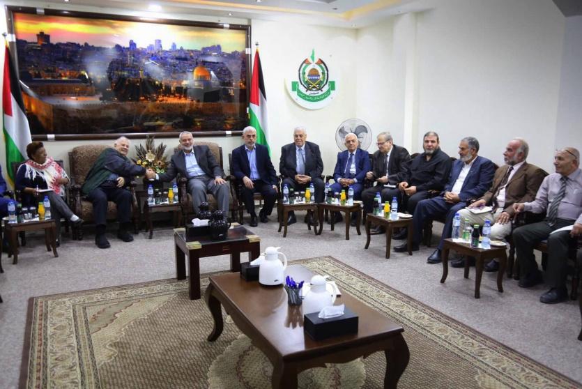 لقاء د. حنا ناصر مع حماس والفصائل في غزة 