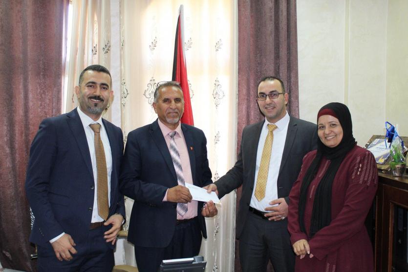 الإسلامي الفلسطيني يدعم مدرسة بنات مسقط في أريحا