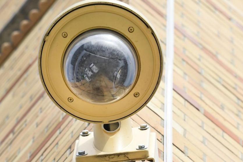 كاميرا مراقبة 