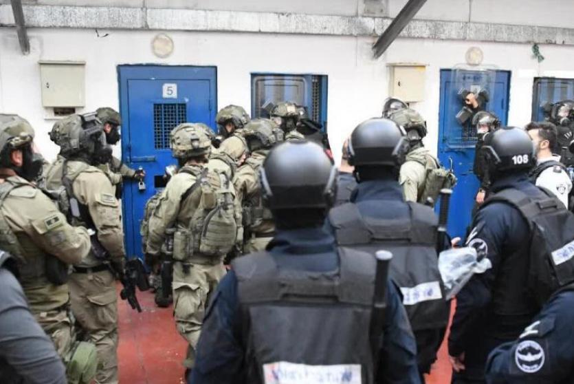 سجون الاحتلال