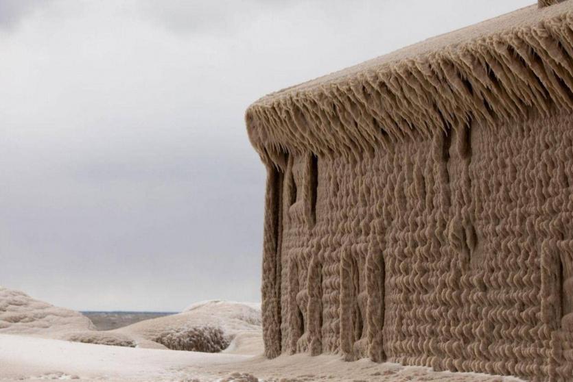 منازل متجمدة في نيويورك