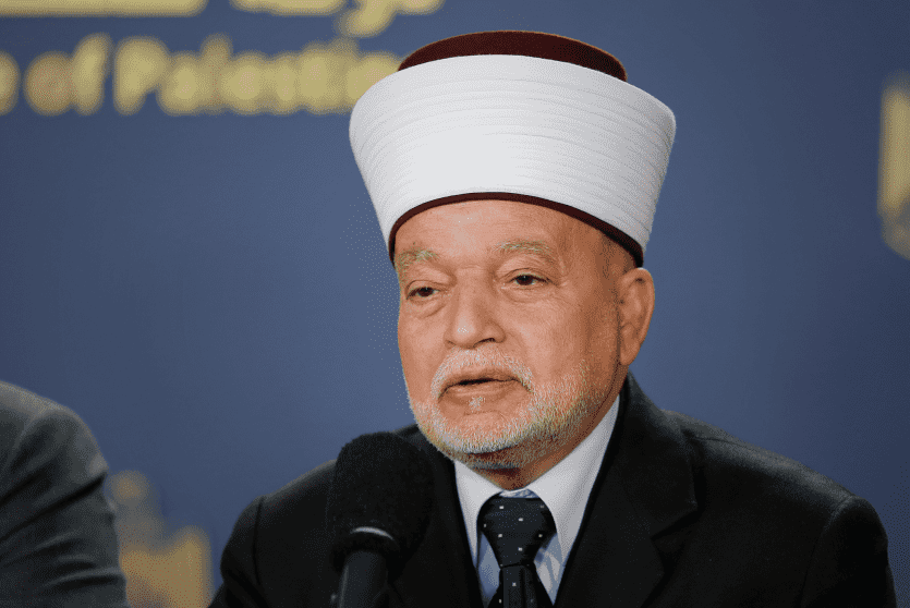المفتي العام للقدس والديار الفلسطينية ورئيس مجلس الإفتاء الأعلى الشيخ محمد أحمد حسين