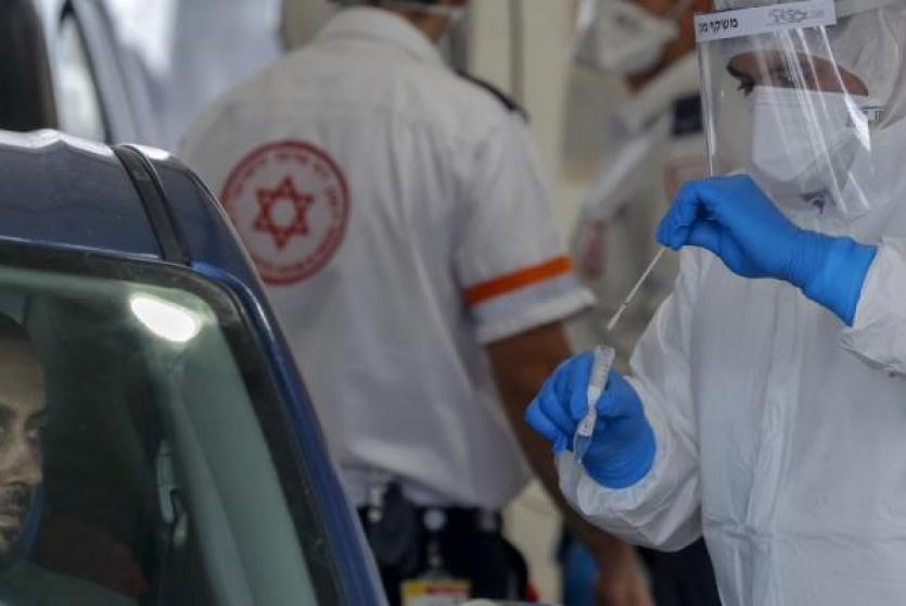 اخذ عينة لفحص كورونا 