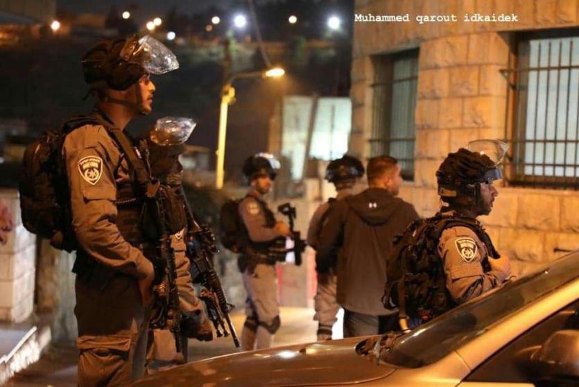 مداهمات الاحتلال الليلية