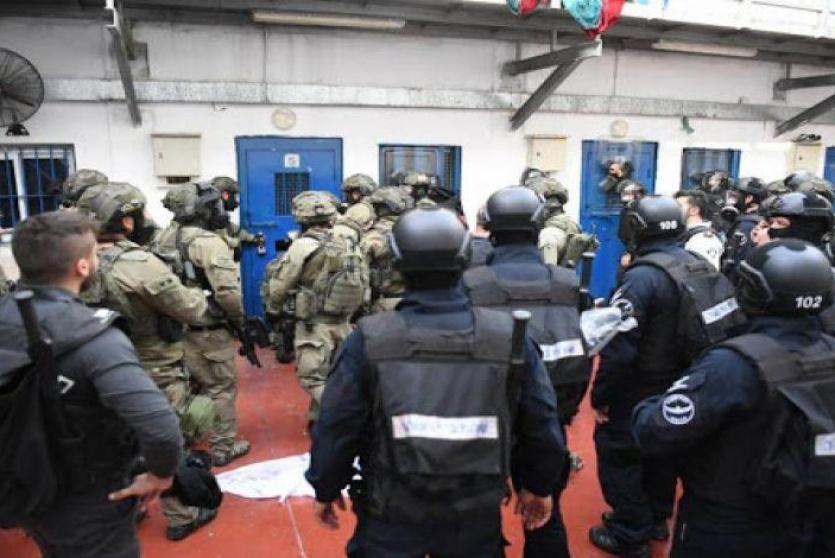 قوات القمع الاسرائيلية 