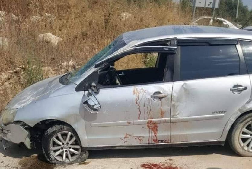 من مكان حاد السير 