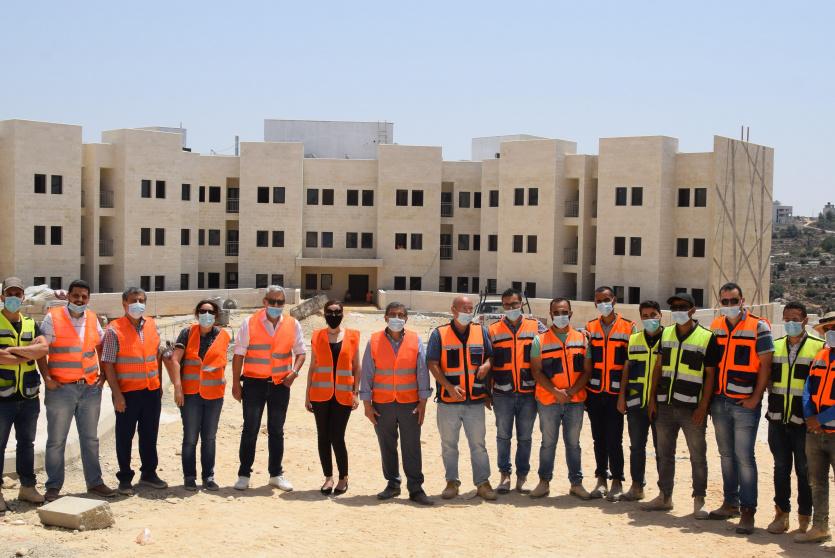 جانب من تفقد مدير عام التعاون لسير العمل
