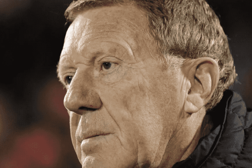 وفاة المدرب الفرنسي أليكس دوبون