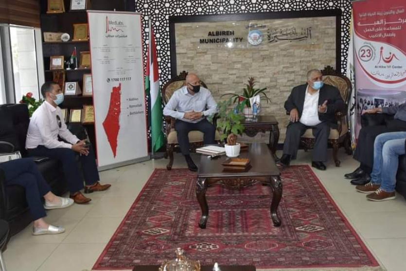 جانب من توقيع الاتفاقية 