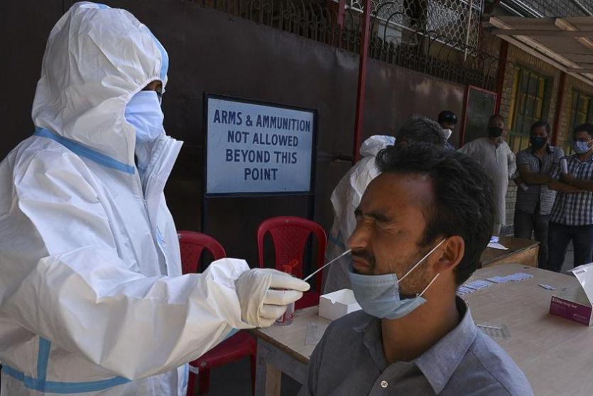 فحوصات كورونا