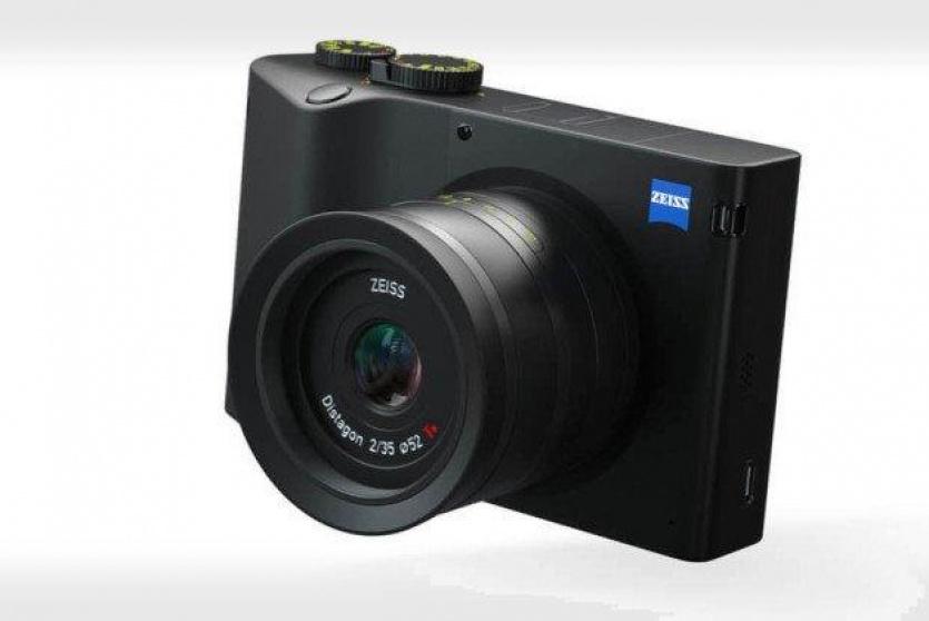 كاميرا Zeiss ZX1