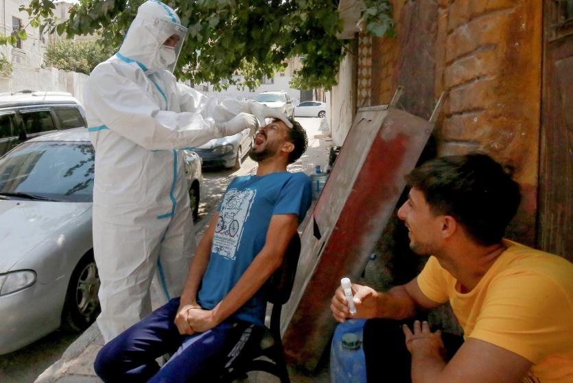 اخذ عينة فحص كورونا 