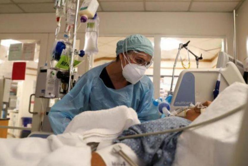 تقديم الرعاية الصحة لمصاب بكورونا