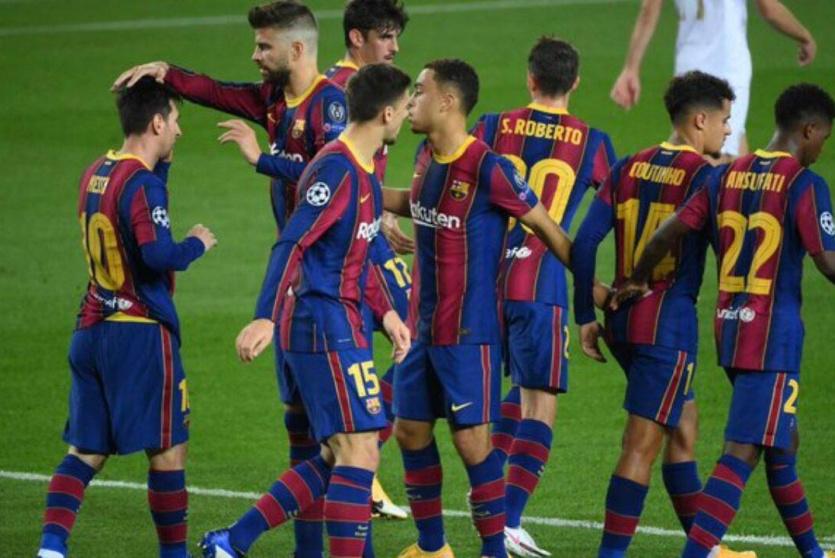لاعبو برشلونة