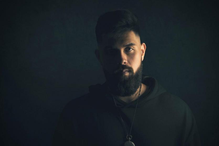 الشاب الموسيقي Nuckles