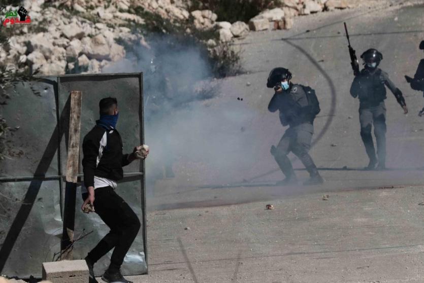 إصابة شاب برصاص الاحتلال خلال قمع الاحتلال مسيرة كفر قدوم