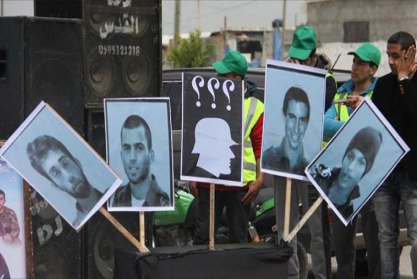 محتجزين إسرائيليين لدى حماس