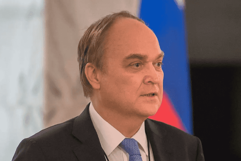 السفير الروسي في واشنطن أناتولي أنطونوف