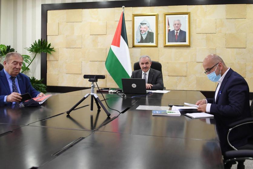 اشتية يبحث مع رئيسة البنك الأوروبي دعم مشاريع الطاقة الشمسية والزراعة