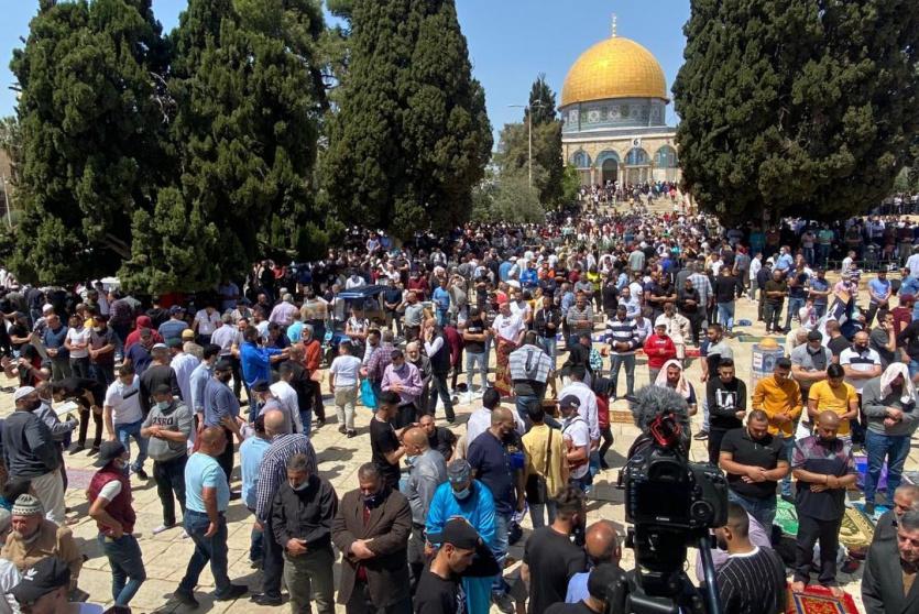 70 ألف مصل في جمعة رمضان الأولى بالأقصى