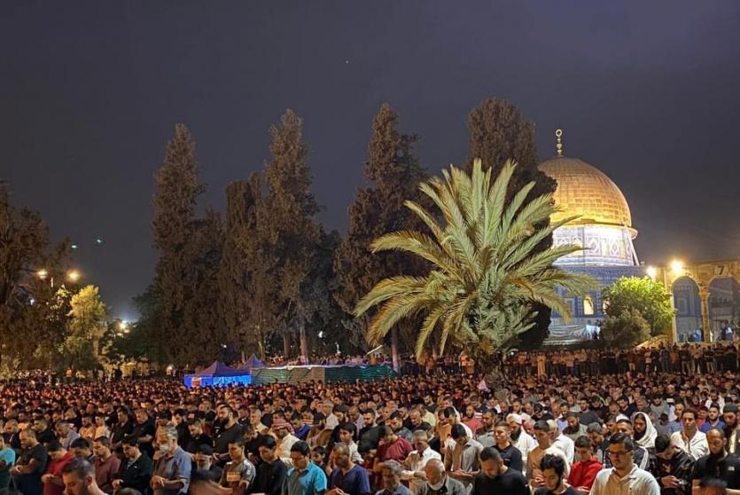 صلاة التراويح في المسجد الأقصى - ارشيف