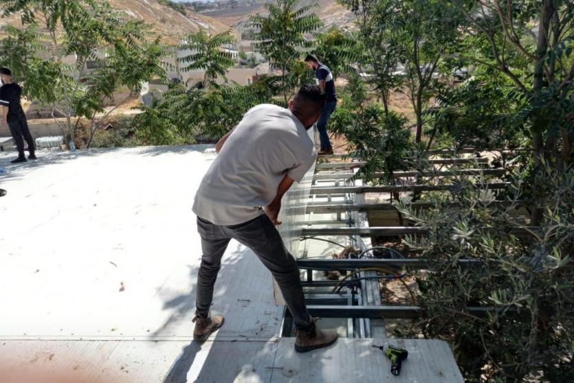 الاحتلال يجبر المقدسي مهند بشير على هدم منزله