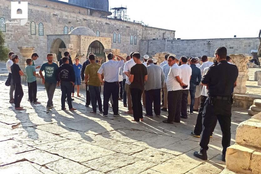 مستوطنون  يقتحمون الأقصى - أرشيف