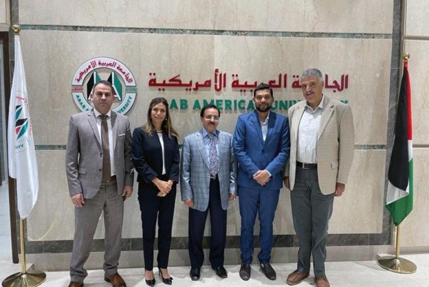 خلال لقاء الدكتور يوسف عصفور السفير الهندي الجديد ورئيس جمعية حماية المستهلك