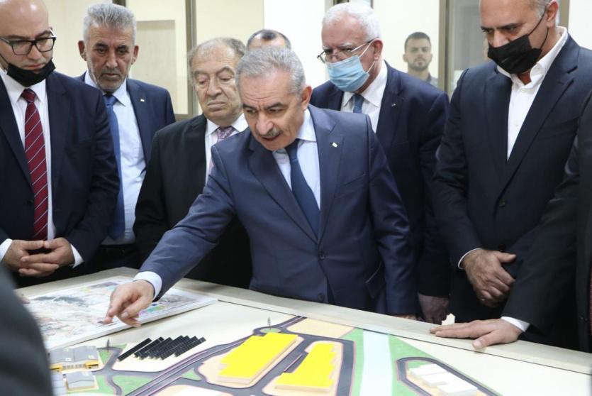 رئيس الوزراء محمد اشتية