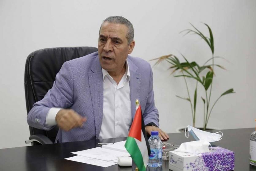 الوزير حسين الشيخ