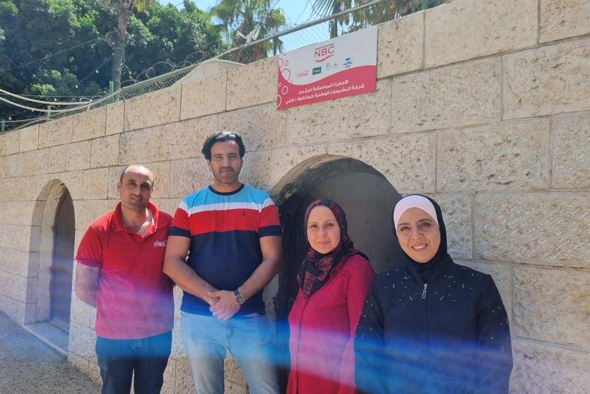 شركة المشروبات الوطنية كوكاكولا/كابي وشركة الطيف للألبان والمنتجات الغذائية "كانديا" تساهمان في تجهيز المركز الموسيقى التابع لمركز إسعاد الطفولة في نابلس