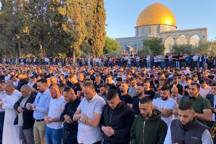الصلاة في الأقصى