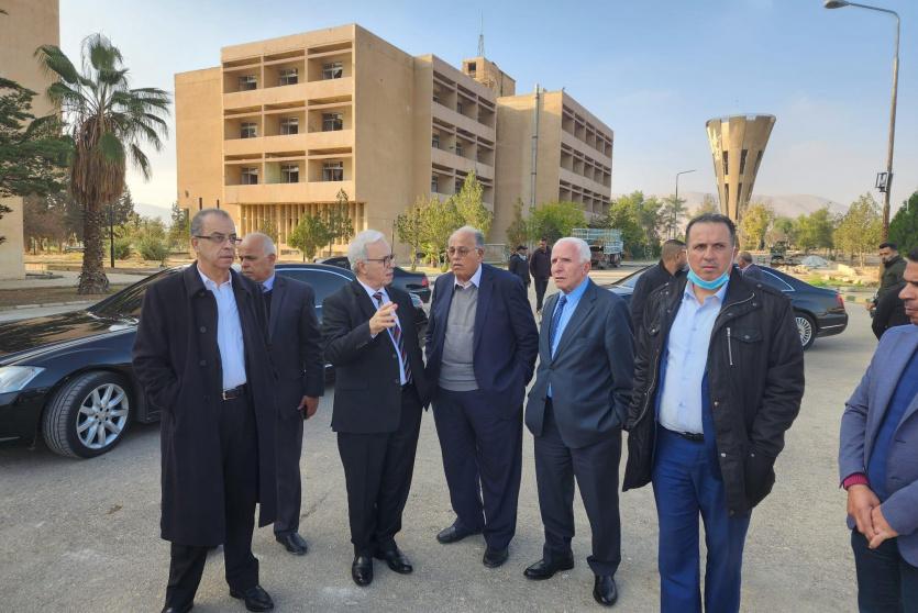 الأحمد وأبو زهري يتفقدان معهد فلسطين التقني والمهني التابع لأسر الشهداء