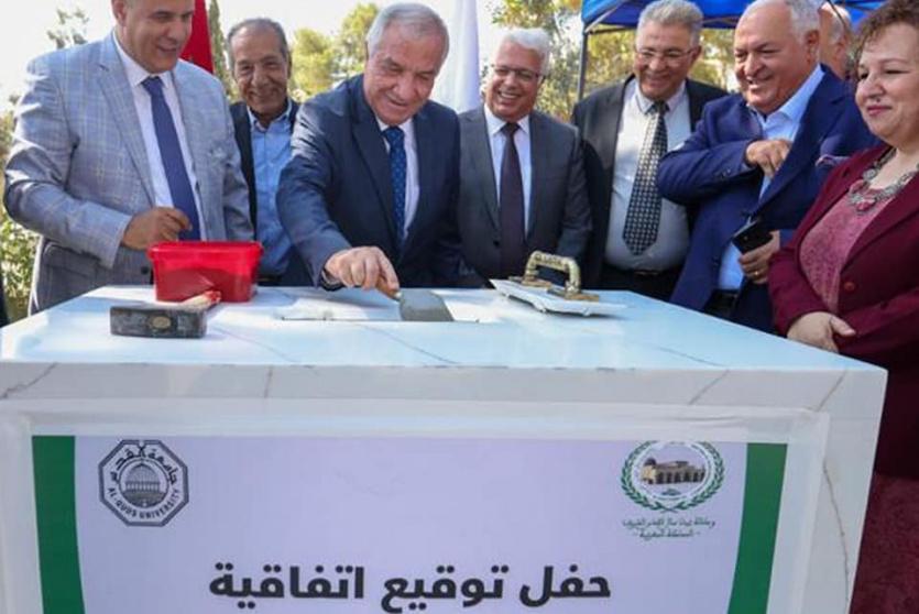جانب من افتتاح أحد المشاريع في مدينة القدس