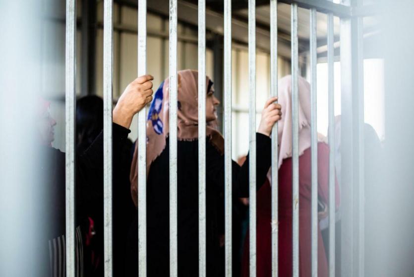 أسيرات في سجون الاحتلال - ارشيف