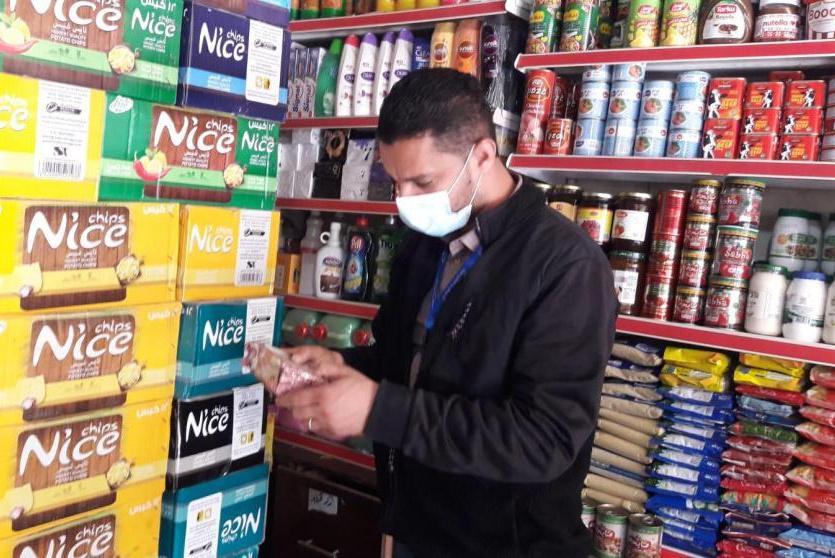 طواقم تفتيش وزارة الاقتصاد التابعة لدائرة حماية المستهلك