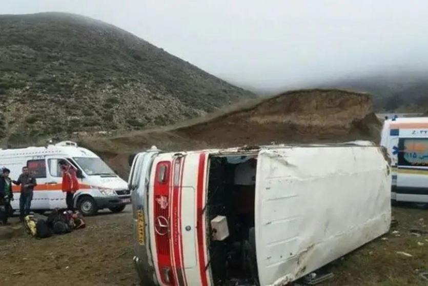 حادث حافلة تقل متسلقي جبال