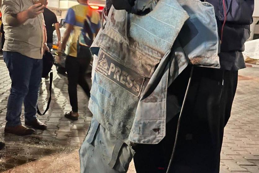 استشهاد صحفيين وإصابة ثالث في قصف لطائرات الاحتلال غرب خان يونس